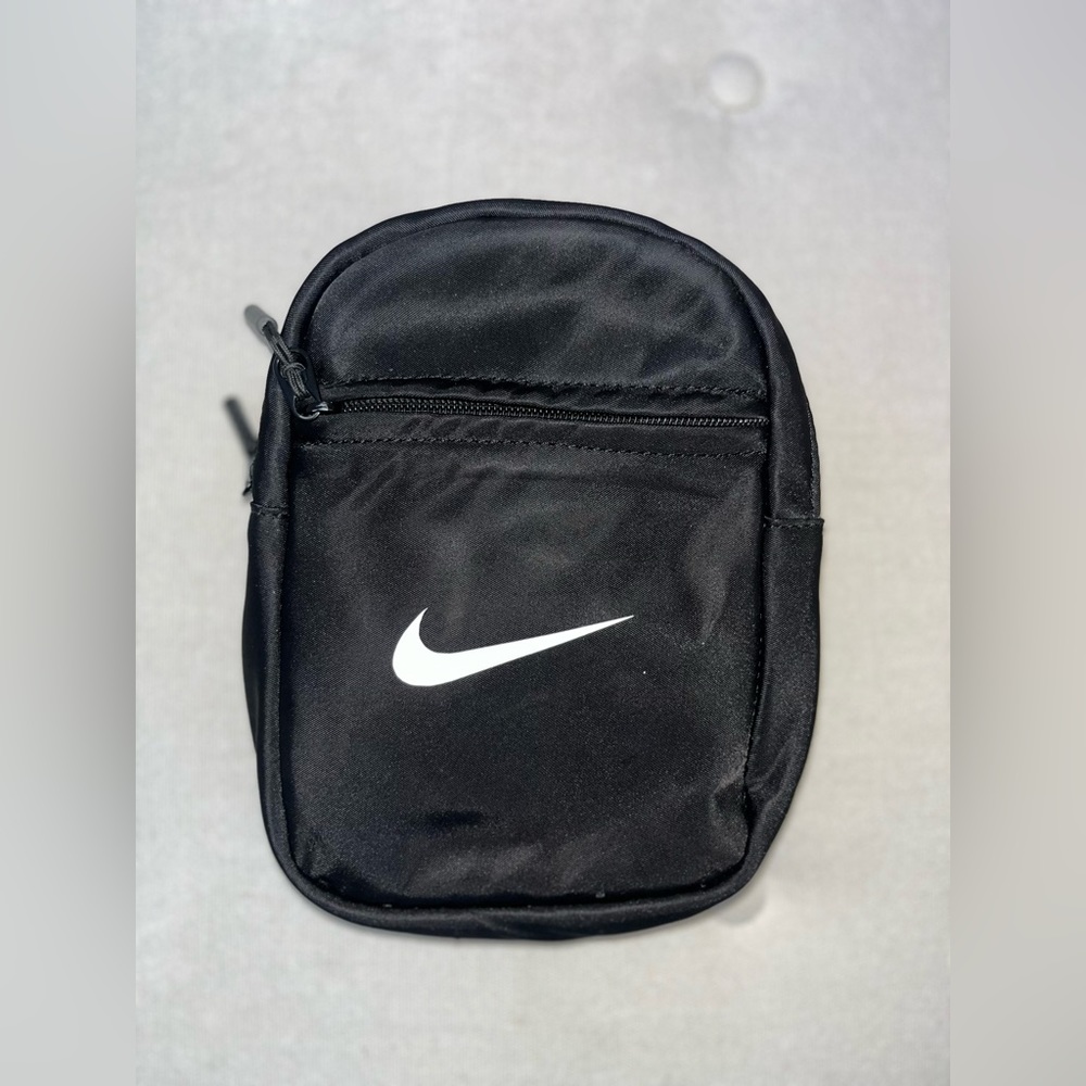 Nike Black Crossbody Bag: Stylish and Practical Accessory